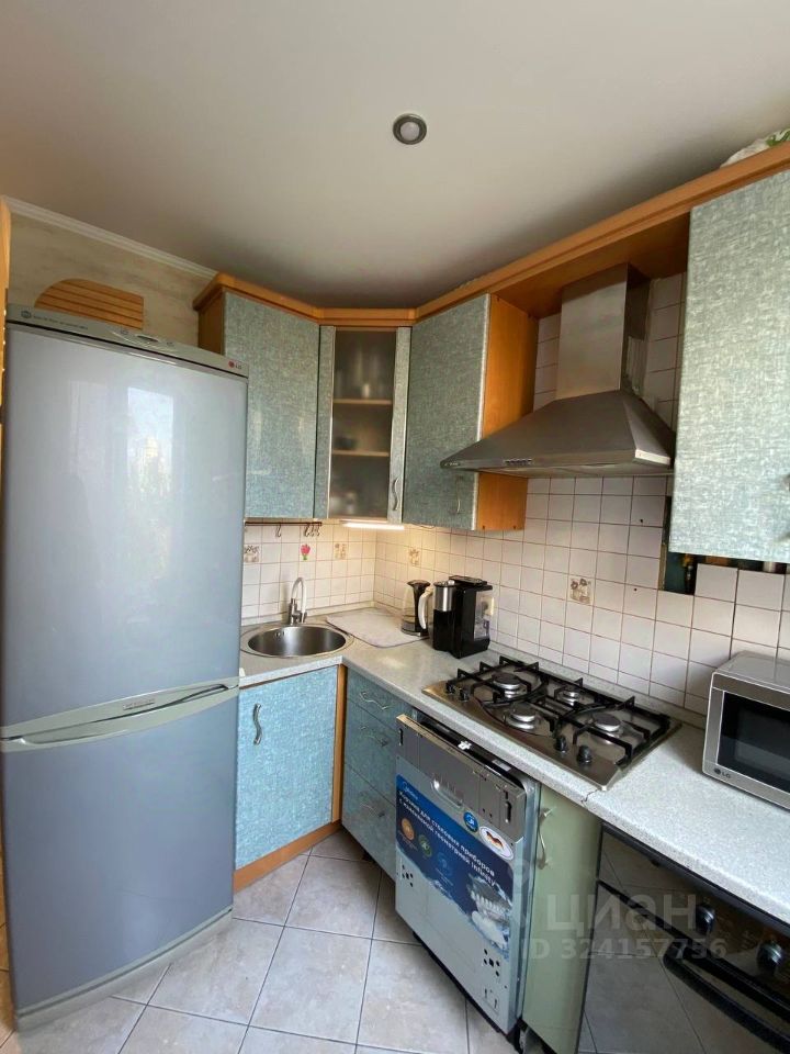 Продажа 3-комн квартиры на вторичном рынке улица Нижняя Масловка, 14