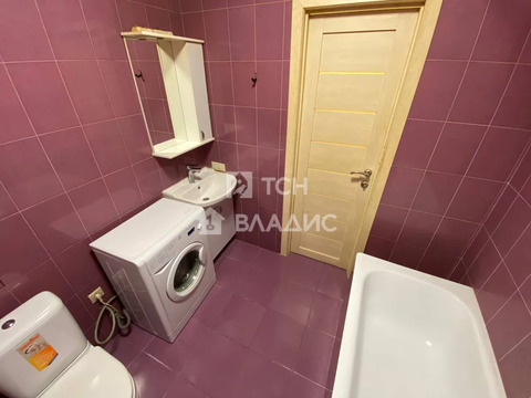 Продажа 1-комн квартиры на вторичном рынке Свердловский, улица Строителей,  д. 8