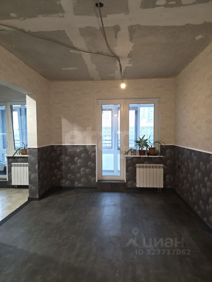 Продажа 3-комн квартиры на вторичном рынке улица Среднерогатская, 11