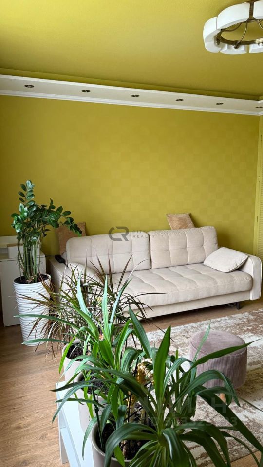 Продажа 3-комн квартиры на вторичном рынке пос. Шушары, Славянка тер., шоссе Колпинское, 34к1