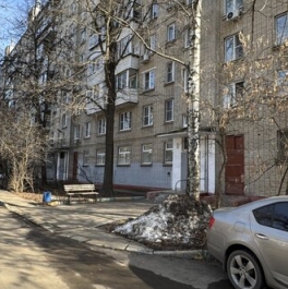 Продажа 3-комн квартиры на вторичном рынке Старые Химки, улица Кирова,  д. 18
