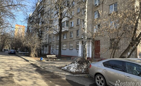 Продажа 3-комн квартиры на вторичном рынке Старые Химки, улица Кирова,  д. 18