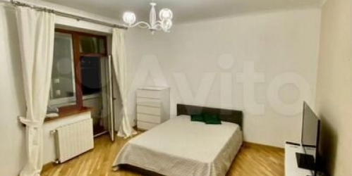 1-комн квартира Патриарший М. пер,  д. 3