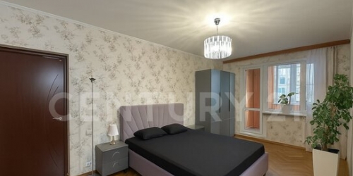 3-комн квартира улица Маршала Тухачевского,  д. 29