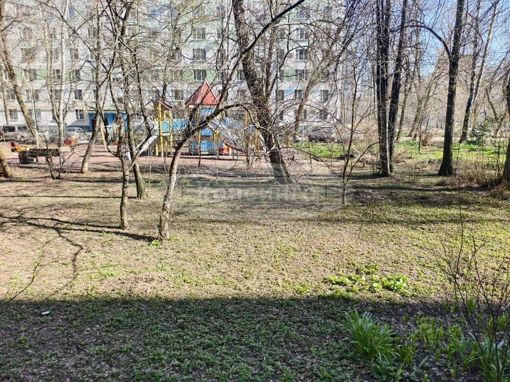 Продажа 2-комн квартиры на вторичном рынке Оборонная улица, 6