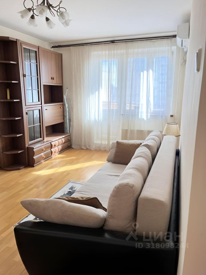 Аренда 2-комн квартиры на вторичном рынке улица Кедрова, 19К1