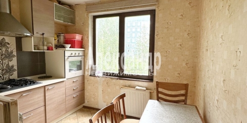 2-комн квартира Сертолово г., Ветеранов ул. ,  д. 3