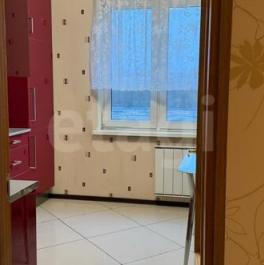 Продажа 1-комн квартиры на вторичном рынке Парашютная улица,  д. 33 к1