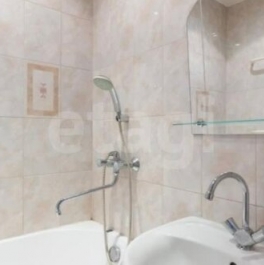 Продажа 1-комн квартиры на вторичном рынке Передовиков ул,  д. 25