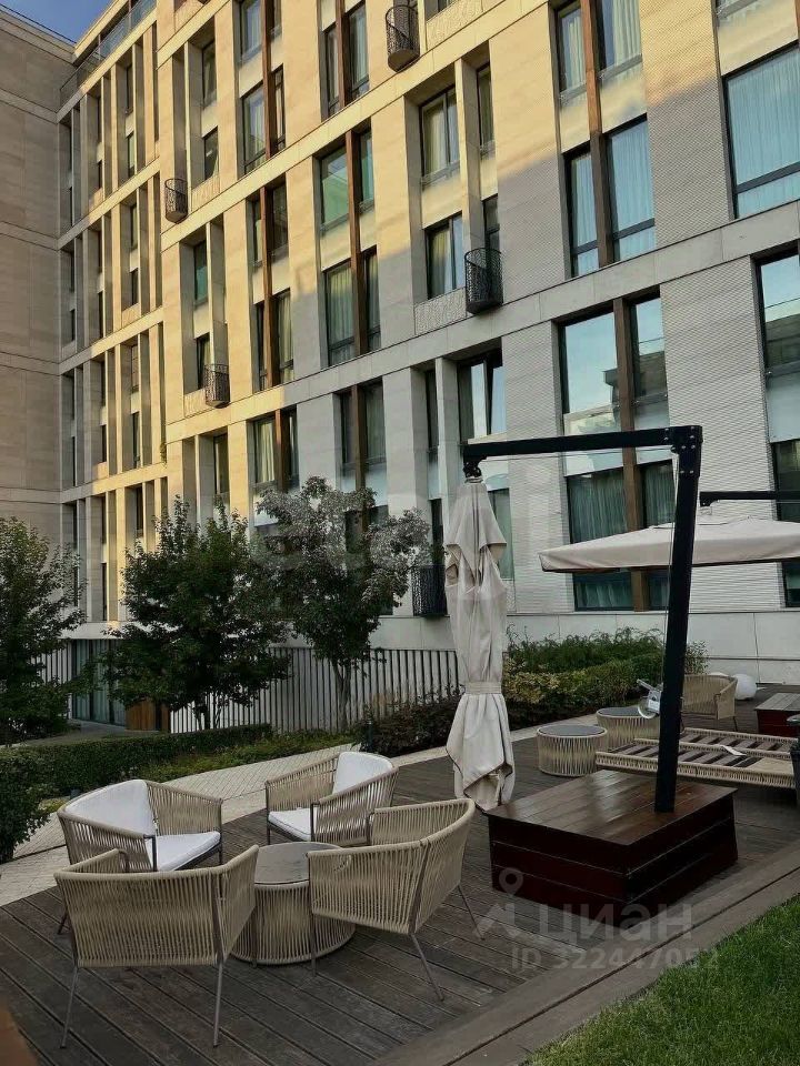 Продажа 3-комн квартиры на вторичном рынке Новослободская улица, 24Ас2