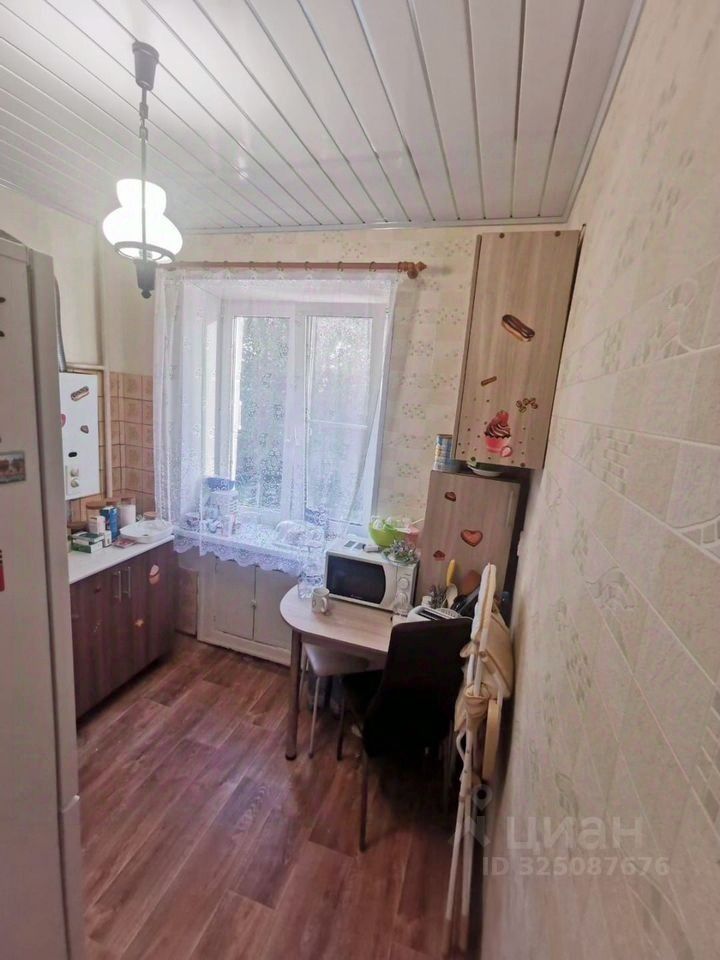 Продажа 2-комн квартиры на вторичном рынке Красноармейск, улица Чкалова,  д. 27