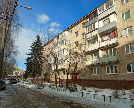 Продажа 3-комн квартиры на вторичном рынке Свердловский, ул. Заводская,  д. 17