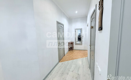 Продажа 3-комн квартиры на вторичном рынке Лобня, ул Юбилейная,  д. 4,  к. 2