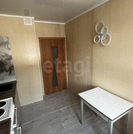 Продажа 2-комн квартиры на вторичном рынке улица Кораблестроителей,  д. 38 к3