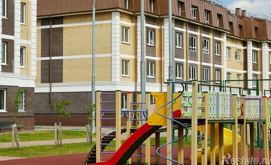 Продажа 4-комн квартиры на вторичном рынке Королев г, Болшево мкр, Бурковский проезд,  д. 40 к3