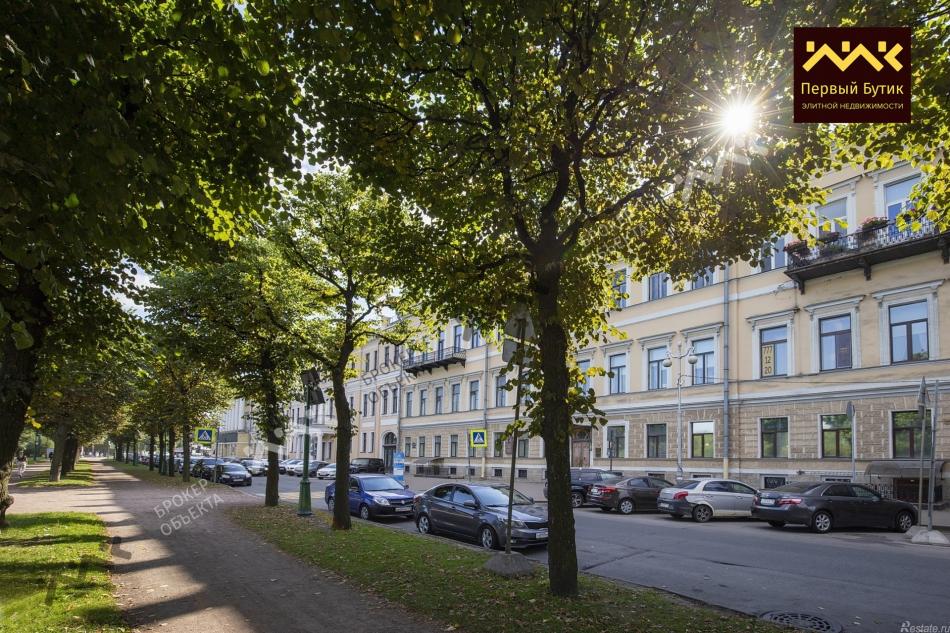Продажа 3-комн квартиры на вторичном рынке Марсово поле,  д. 3