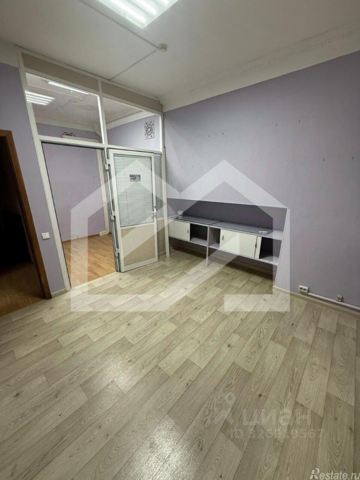 Аренда торгового помещения ул Трофимова,  д. 31