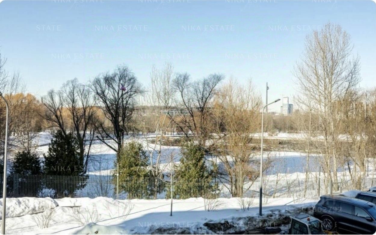 Продажа 4-комн квартиры на вторичном рынке Минская улица, 2Вк6