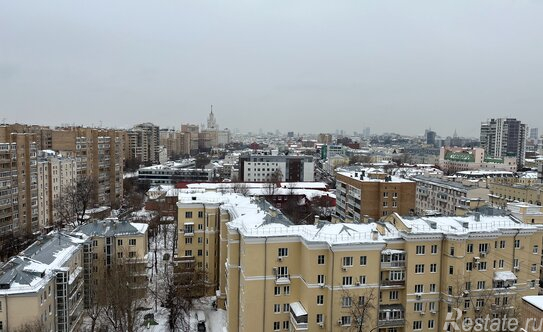 Продажа 1-комн квартиры на вторичном рынке улица Гвоздева,  д. 5