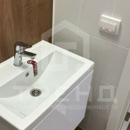 Продажа 1-комн квартиры на вторичном рынке Пейзажная улица,  д. 24 к1