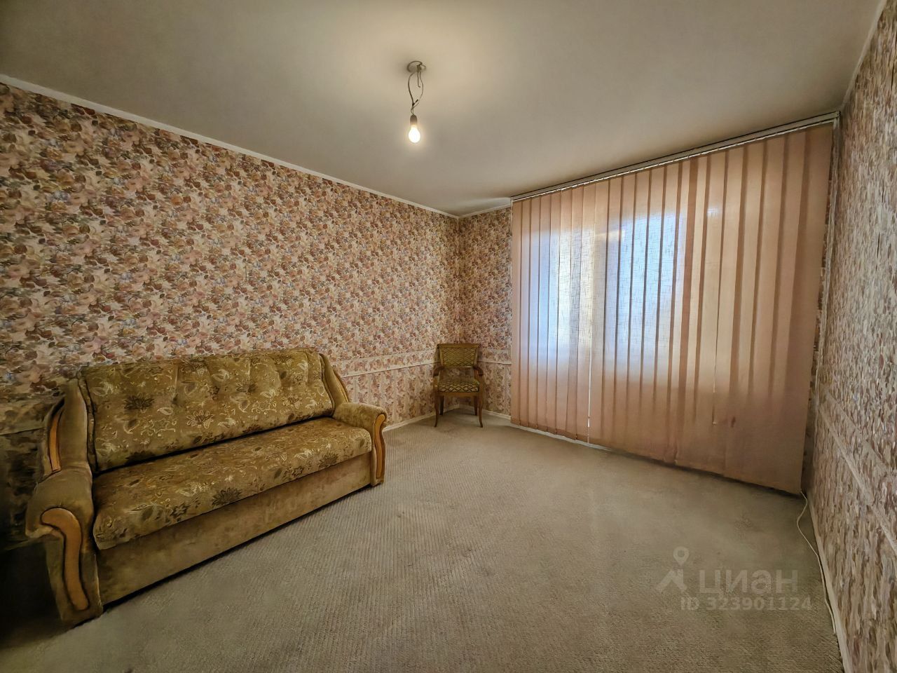 Продажа 2-комн квартиры на вторичном рынке Богатырский проспект, 30К2