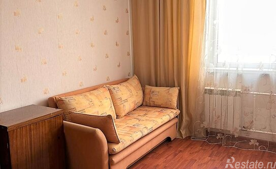 Продажа 3-комн квартиры на вторичном рынке Староорловская улица