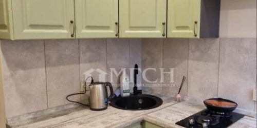 3-комн квартира улица Кравченко,  д. 20