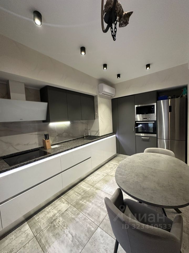 Продажа 5-комн квартиры на вторичном рынке Сабурово пгт, улица Парковая, 14