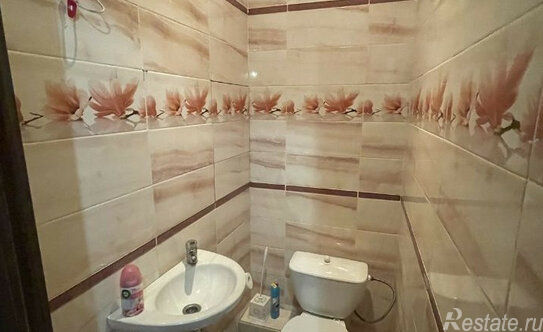 Продажа 3-комн квартиры на вторичном рынке Вяземская улица,  д. 10