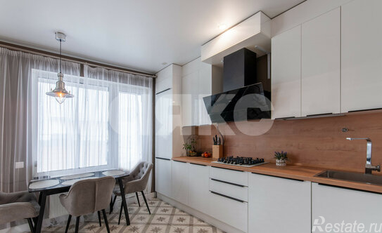 Продажа 3-комн квартиры на вторичном рынке Красный Посёлок, улица Фадеева,  д. 4