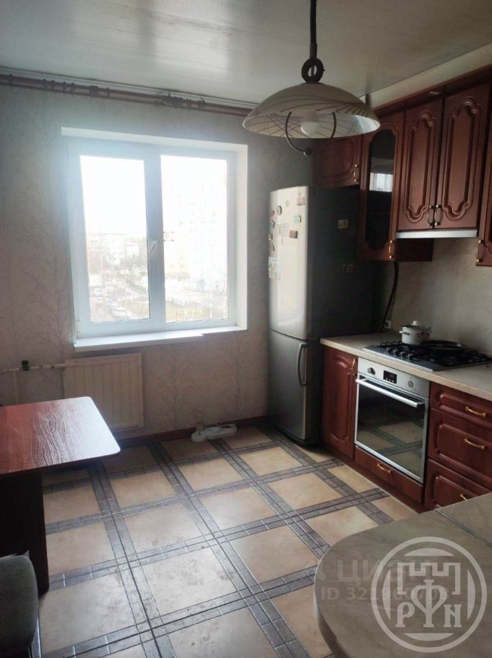 Продажа 3-комн квартиры на вторичном рынке Южный мкр, улица Московская, 25/6