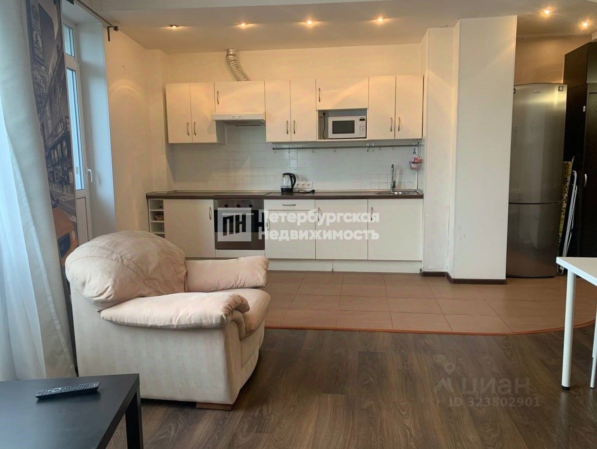 Продажа 1-комн квартиры на вторичном рынке проспект Королева, 21к1