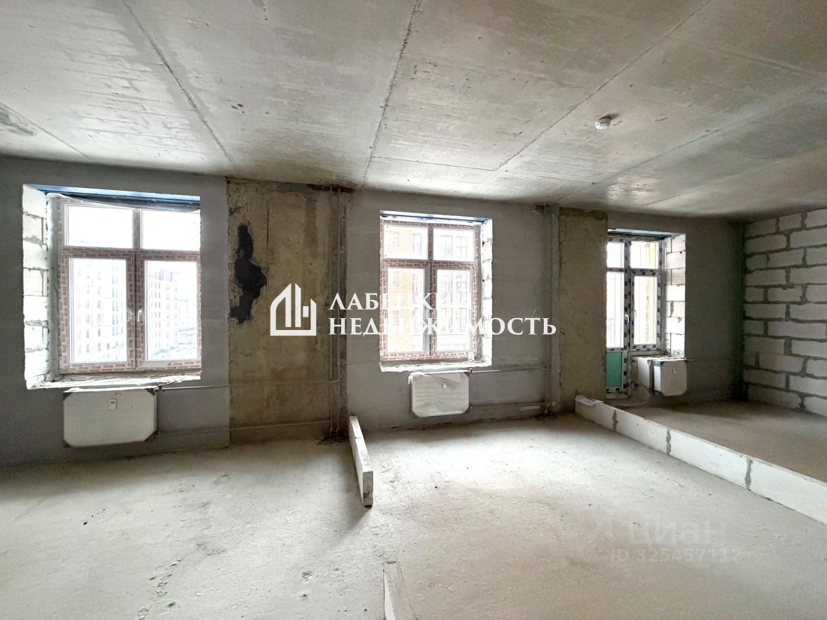 Продажа 2-комн квартиры на вторичном рынке Опалиха мкр, улица Пришвина, 17