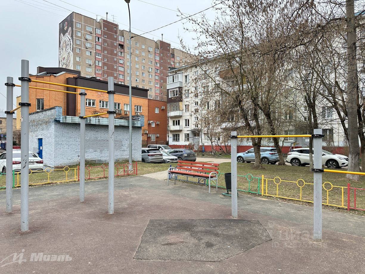Продажа 1-комн квартиры на вторичном рынке Железнодорожный мкр, Балашиха, улица Новая,  д. 13