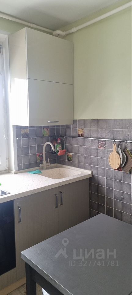 Продажа 3-комн квартиры на вторичном рынке улица Кулакова, 5К2
