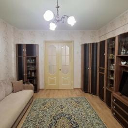 Продажа 3-комн квартиры на вторичном рынке Кремиченка, Овражная улица,  д. 15