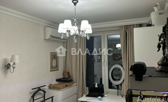 Продажа 4-комн квартиры на вторичном рынке Красногорск г, Авангардная ул,  д. 5