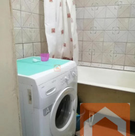 Продажа 2-комн квартиры на вторичном рынке Химки, ул. Чапаева,  д. 7