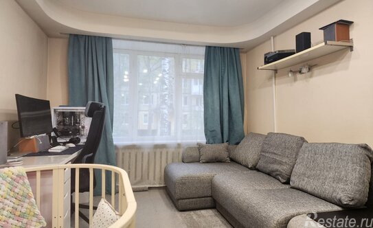 Продажа 1-комн квартиры на вторичном рынке Новоизмайловский проспект,  д. 26 к1