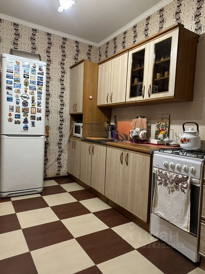 Продажа 1-комн квартиры на вторичном рынке Дмитров, Сиреневая улица, 10