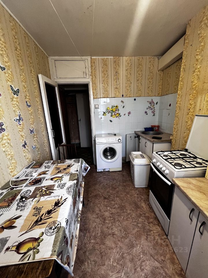 Продажа 2-комн квартиры на вторичном рынке Жуковский, Московская площадь, 5