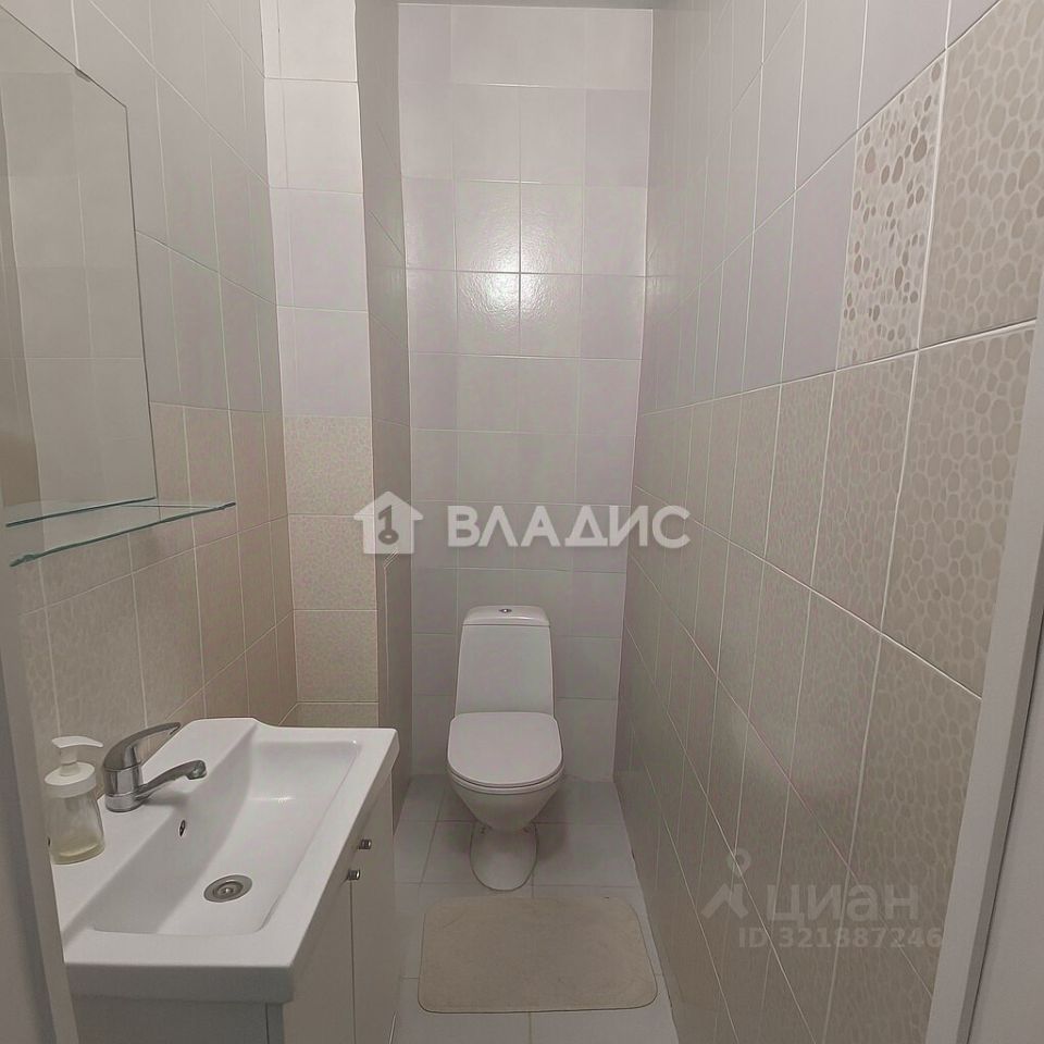 Продажа 3-комн квартиры на вторичном рынке Кучино мкр, Балашиха, улица Брагина,  д. 1