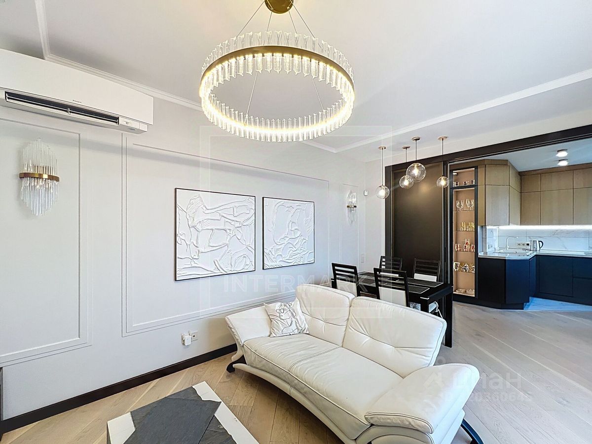 Аренда 2-комн квартиры на вторичном рынке Брянская улица, 8