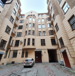 Продажа 6-комн квартиры на вторичном рынке Большая Пушкарская ул. ,  д. 39