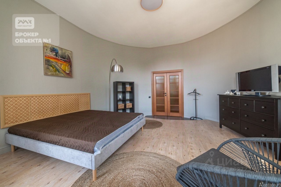 Аренда 3-комн квартиры на вторичном рынке улица Писарева,  д. 10