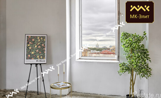 Продажа 4-комн квартиры на вторичном рынке Чайковского ул,  д. 61