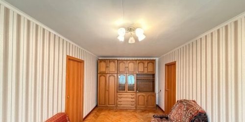 3-комн квартира ул Малахитовая,  д. 13,  к. 3