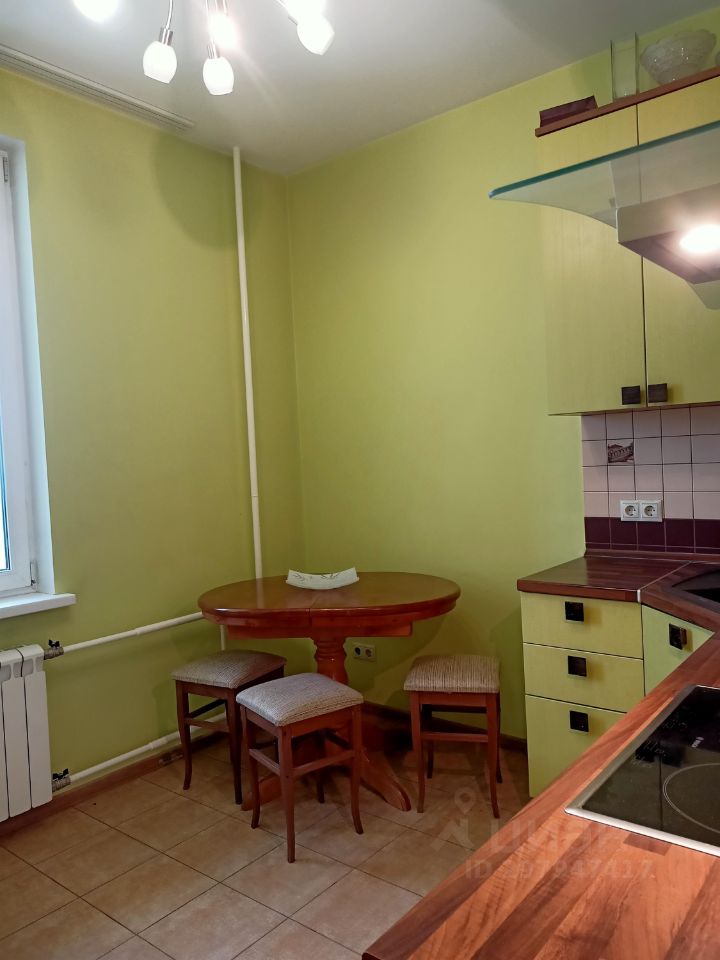 Аренда 2-комн квартиры на вторичном рынке 3-я Богатырская улица, 3