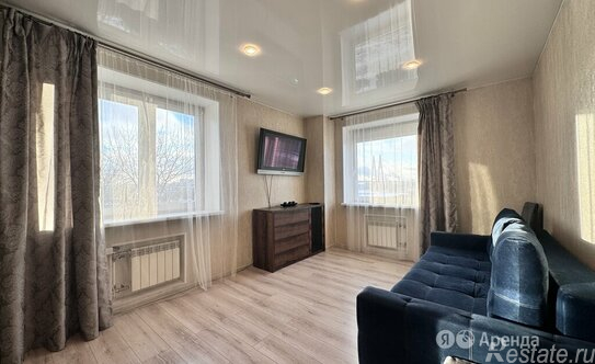 Аренда 2-комн квартиры на вторичном рынке Октябрьская наб,  д. 122 к1
