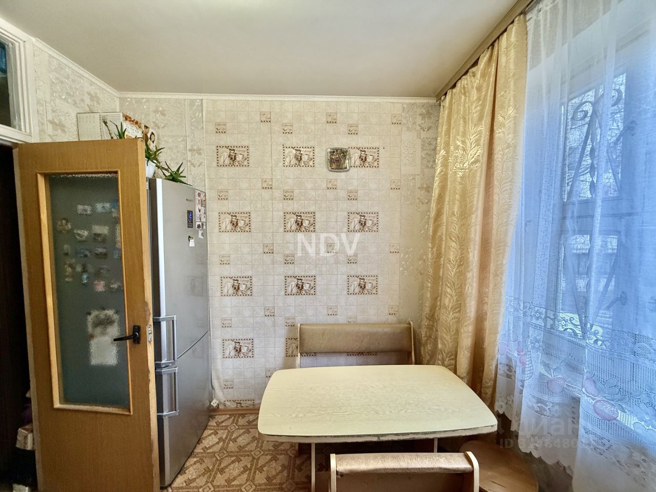 Продажа 3-комн квартиры на вторичном рынке улица Архитектора Власова, 17К1
